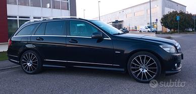 Mercedes C220 cdi AMG FIRST