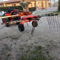 Ranghinatore andanatore per paglia e fieno