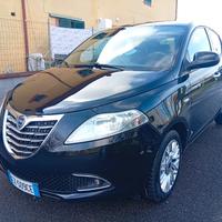 lancia Ypsilon 98000km 