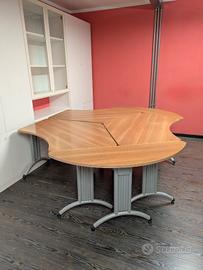 Scrivania da ufficio usata