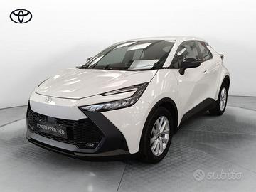 Toyota C-HR 1.8 HV E-CVT Active