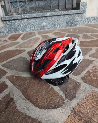casco bicicletta 