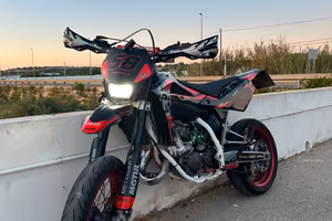 Husqvarna Sm/cr 125                    