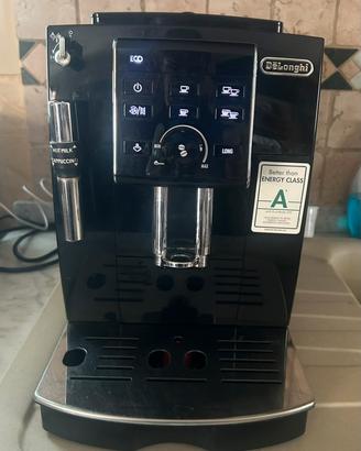De'Longhi Magnifica S ECAM 23.120.B - Come nuova