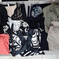 Mega stock di circa 50 vestiti per donna