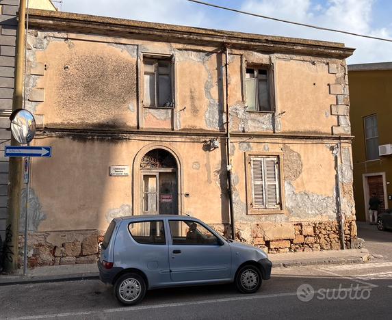 Immobile a Cabras da ristrutturare