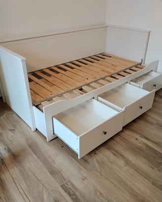 Letto divano 3 cassetti Ikea Hemnes 