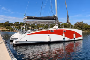 Catamarano Aventura 33 Open
