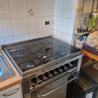 Cucina a gas e forno elettrico Lofra