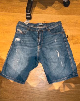 pantaloni diesel nuovi 16 anni
