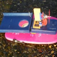 Barchino da pesca radiocomandato Dolly