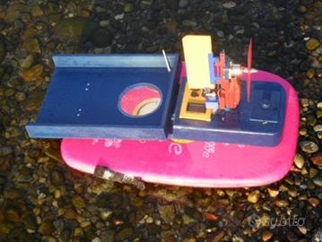 Barchino da pesca radiocomandato Dolly