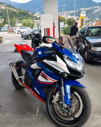 Suzuki GSX-R 750