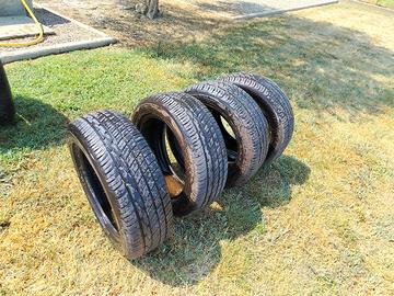 Treno gomme Tranpath Toyo