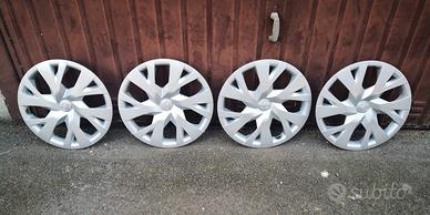 Copri cerchi Toyota 