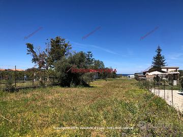 Terreno, Campofelice di Roccella.