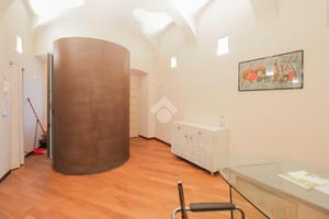 UFFICIO A CAZZAGO SAN MARTINO