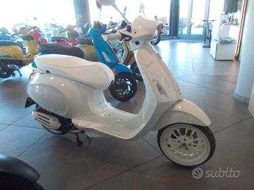 Vespa Sprint 50 Justin Bieber (2022 - 24)