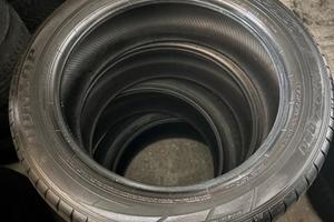SET 4 DUNLOP 235/55 R20