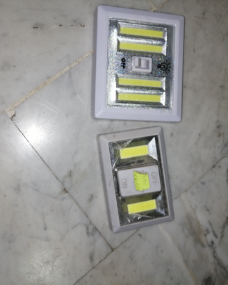 Set chiavetta luce con 2 tipi di bottone