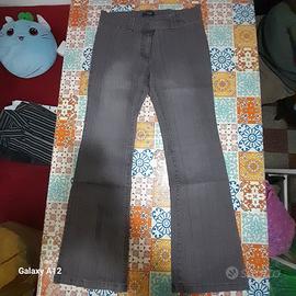Jeans da donna elasticizzato a zampa  TG 46