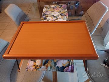 tavolino per colazione 