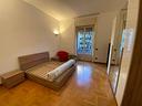 stanza-in-appartamento-di-220-m²-a-milano