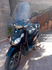 Piaggio Carnaby 200 cc nero, scooter comodo