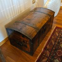 Baule antico in legno 