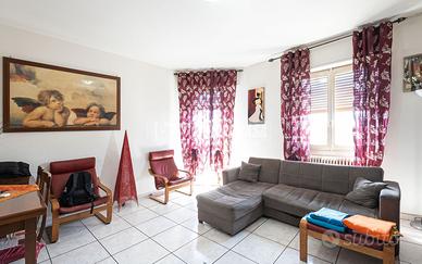 Ampio trelocali, con box e 2 cantine