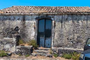 Rustico da ricostruire più terreno con vista Etna