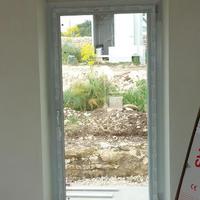 Infisso in Pvc grigio chiaro con allarme