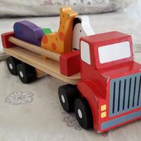Camioncino di legno