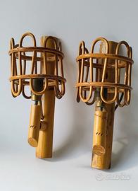 Coppia di applique a lanterna in bambù e rattan.