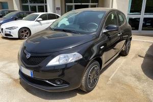 Lancia Ypsilon 1.2 69 CV 5 porte S&S Gold