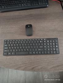 tastiera e mouse wireless 