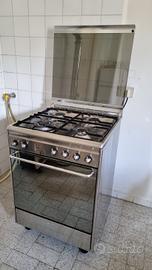 Cucina economica a gas con forno elettrico smeg