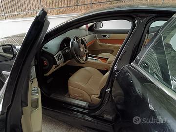 Jaguar xf 2.2 190 cv