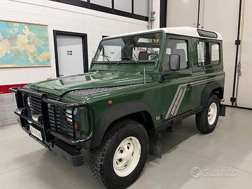 Land Rover  90 2.5  300 Tdi 6 posti