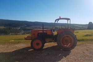 Ttrattore agricolo OM615
