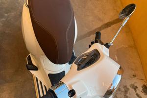 VENDUTA:::::Piaggio Vespa 50 Primavera 4T - 2023