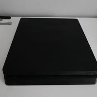 PS4 Slim 500GB + 2 Joystick + 8 Giochi