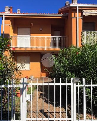 VILLA A SCHIERA D'ANGOLO A SETTIMO TORINESE