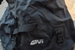 valigia moto givi