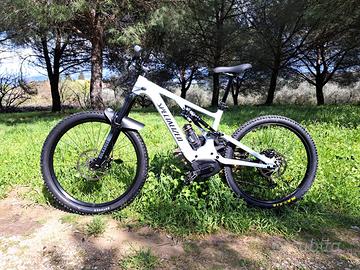 EBIKE  SPECIALIZED 2021  500WATT  TAGLIA L 1400 KM