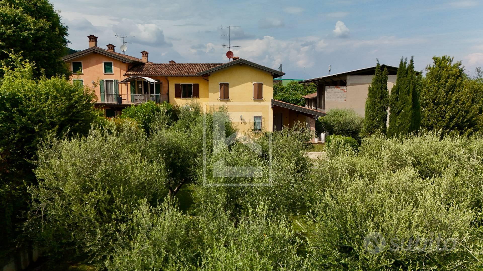 Villa singola - Desenzano del Garda - Vista 2