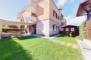 Piano terra ristrutturato residence ''Villa El.En.