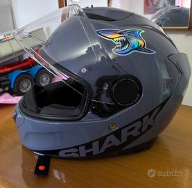 Casco Shark