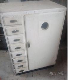 Armadio con cassettini, Anni 50 - 60