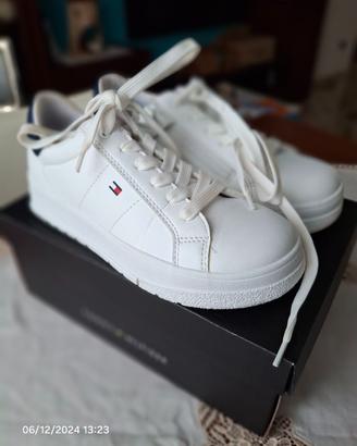 Scarpe con lacci bianco Tommy Hilfiger taglia 36